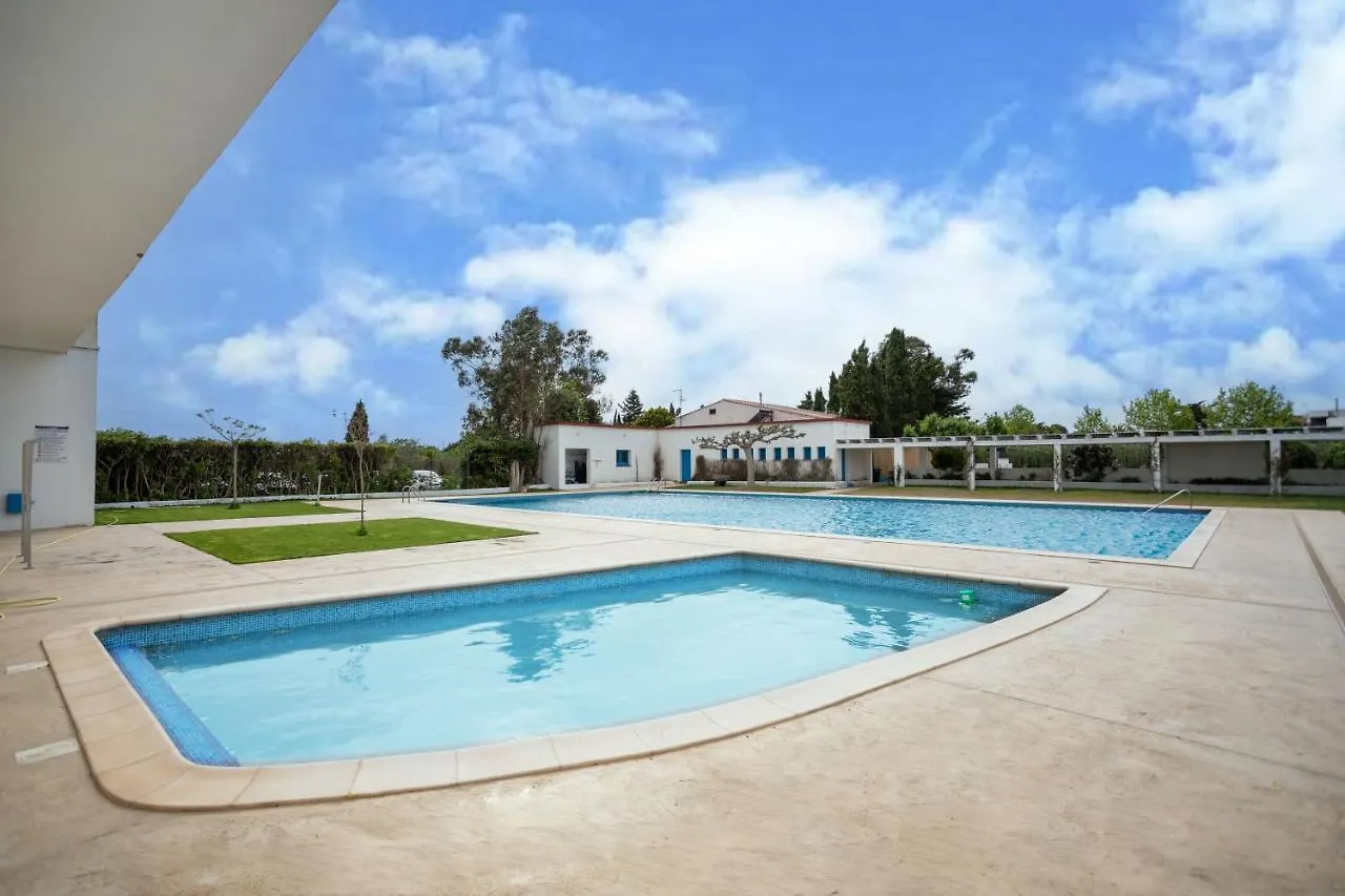 Apartamento Edificio La Masia Roses 0*,