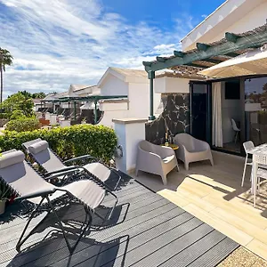 relaxing-retreat-in-maspalomas-lago-fully-renovated-bungalow.in-canary-islands.com/